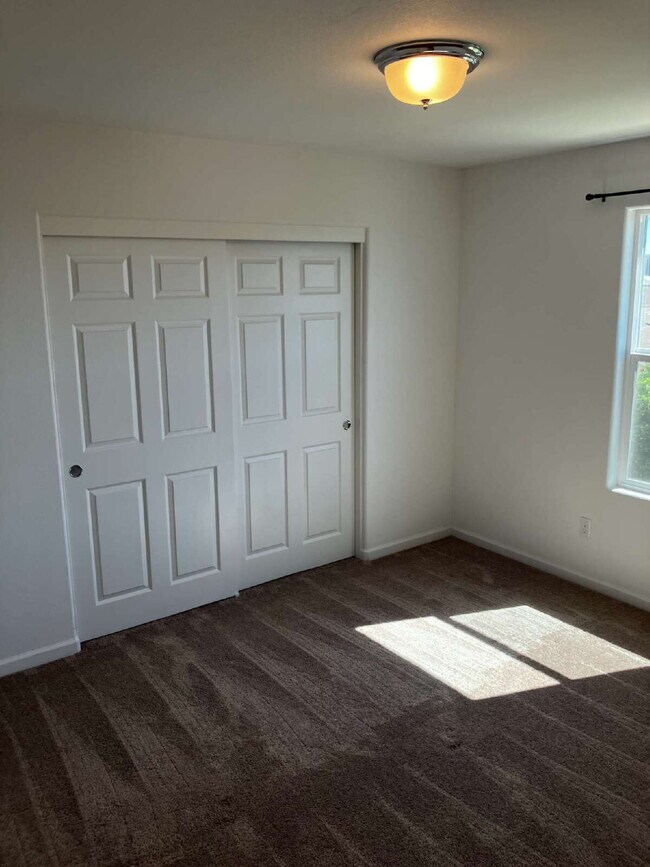 Building Photo - Open House 09/03/2025 3:00 pm to 5:00 pm. ...