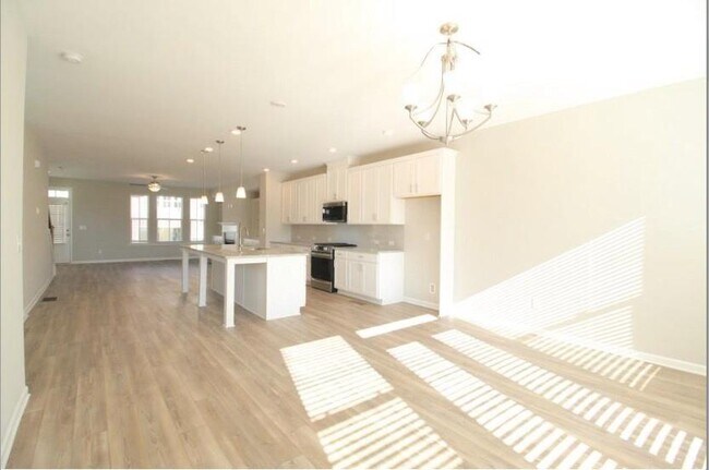 Building Photo - 4514 Valtek Ct