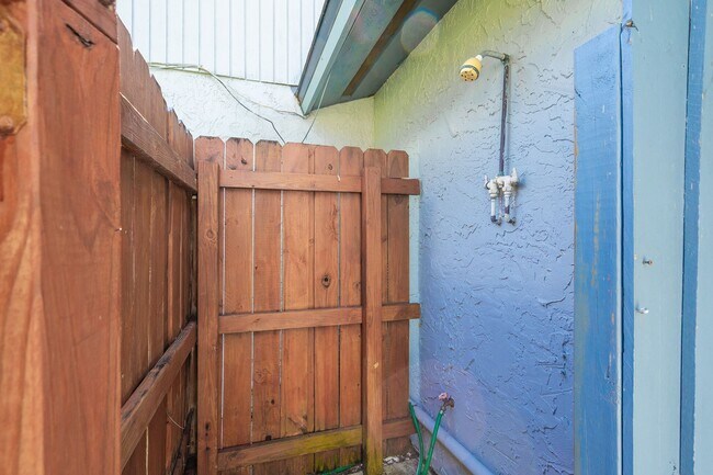 Building Photo - Beautifully upgraded two-story rental home...