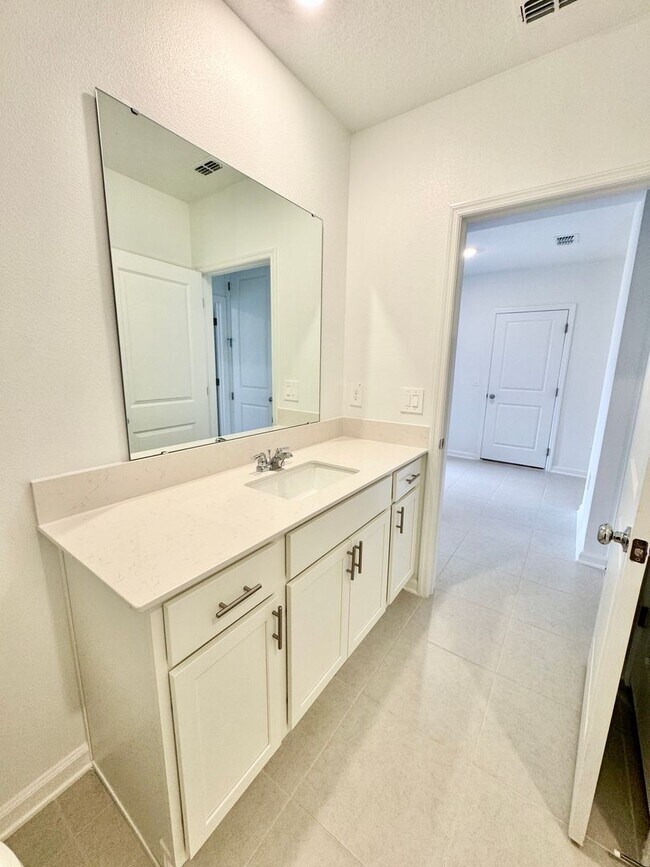 Building Photo - BRAND NEW HOME IN HIDDEN RIDEGE FOR RENT