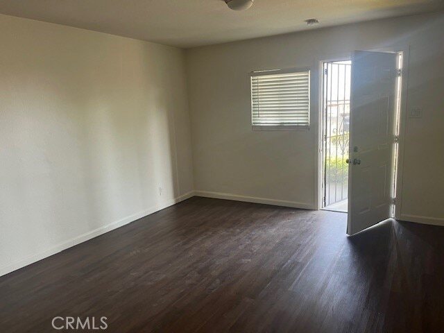 Building Photo - 36947 Melrose Dr