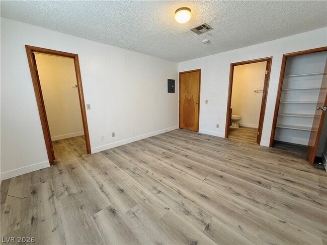 Building Photo - 6619 W Tropicana Ave