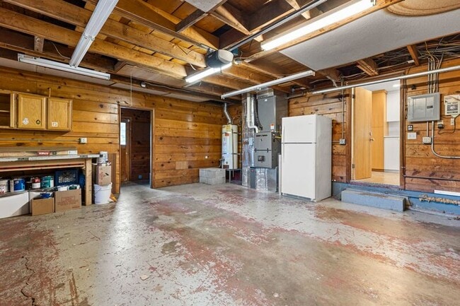 Building Photo - 3145 SW 98th Ave