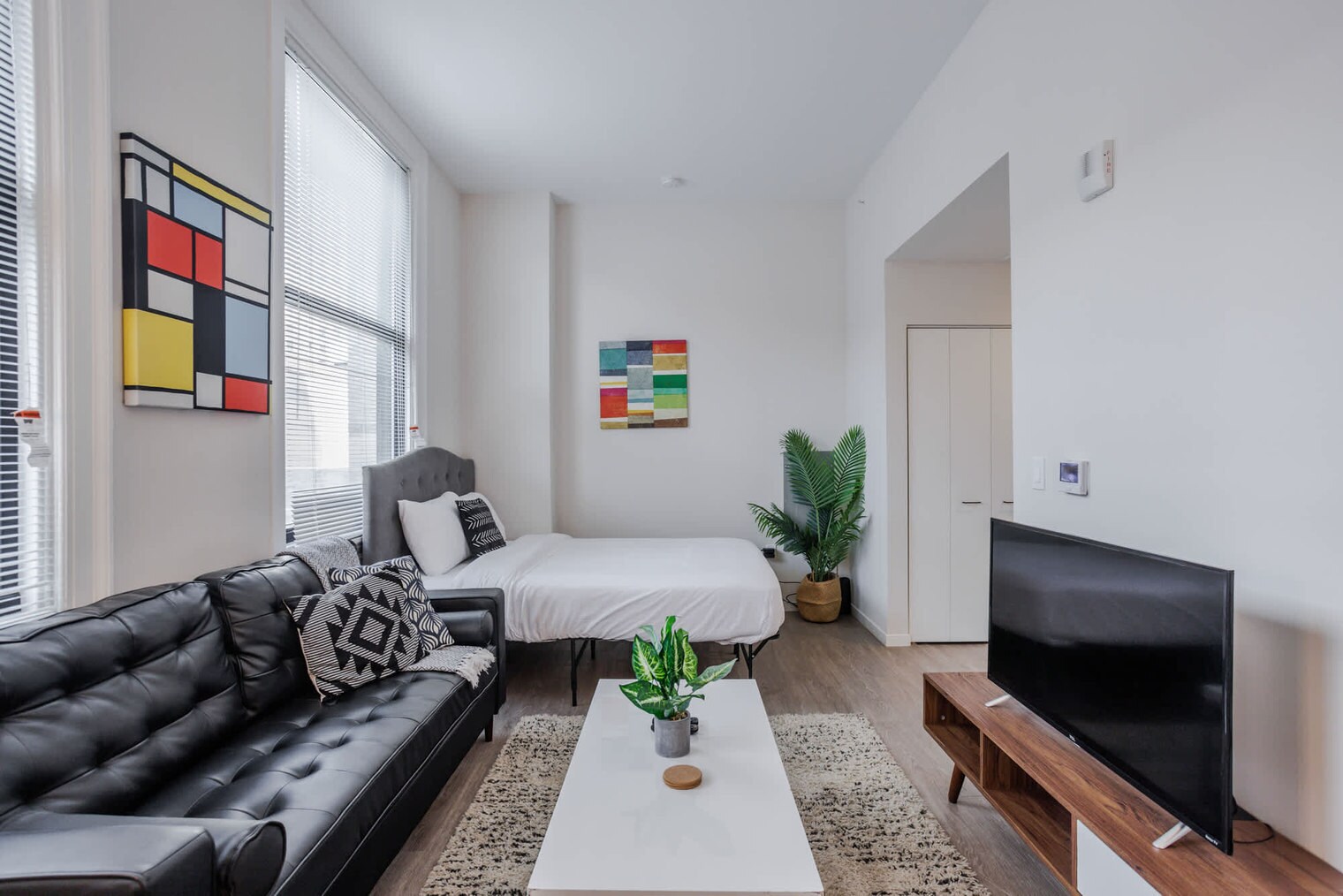 Building Photo - 9-JAN-JAN E 4th St