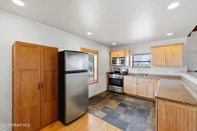Building Photo - 13750 E Mingus Vista Dr