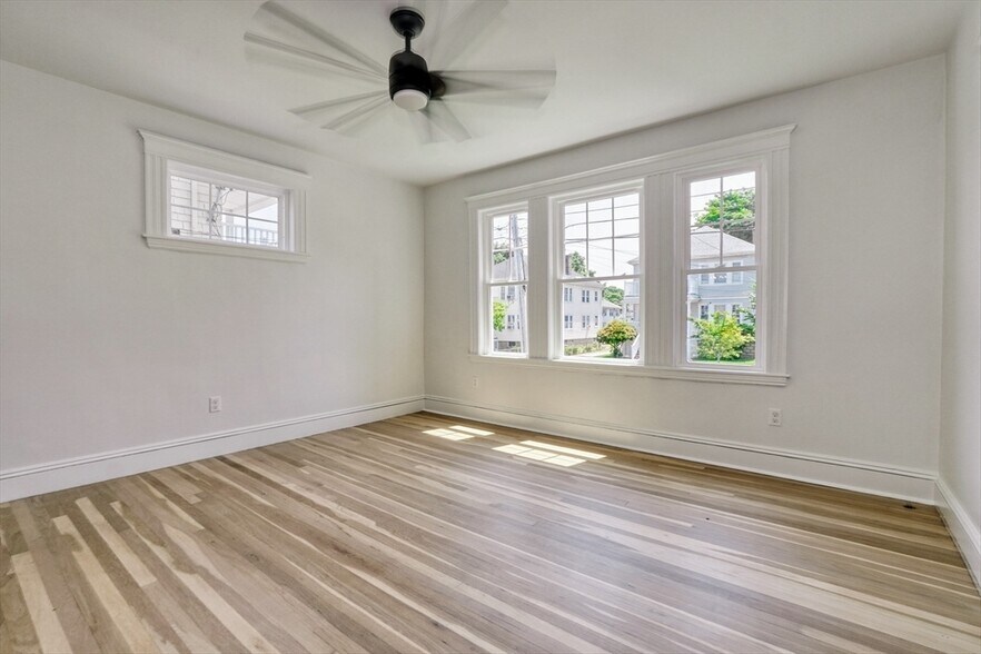 Building Photo - 275 Roslindale Ave
