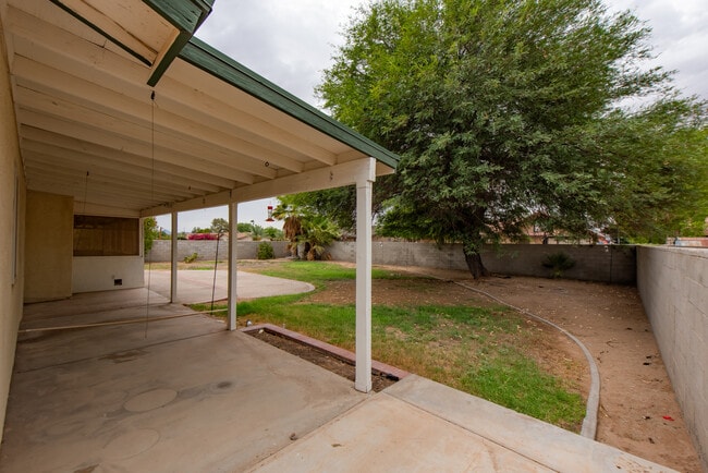 Building Photo - 3477 E Cuadrilla Ln
