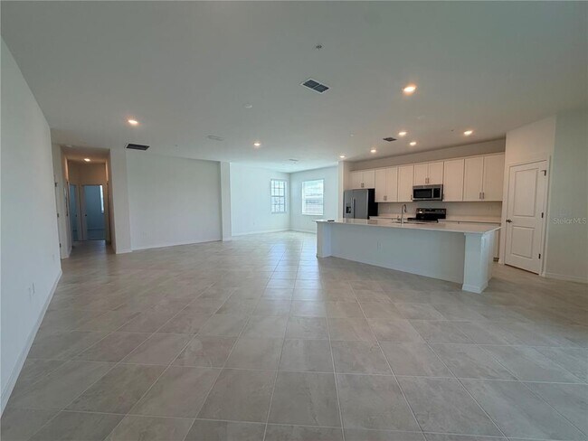 Building Photo - 13037 Blackberry Ct