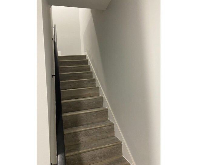 Building Photo - 3523 Edmondson Ave