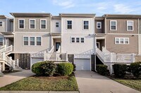 Building Photo - 544 McLernon Trce