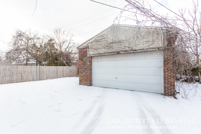 Building Photo - 2143 Alvin St