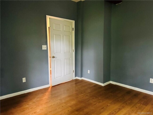 Building Photo - 56 Glenwood Ave