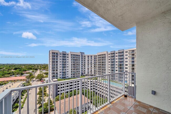 Building Photo - 140 S Dixie Hwy