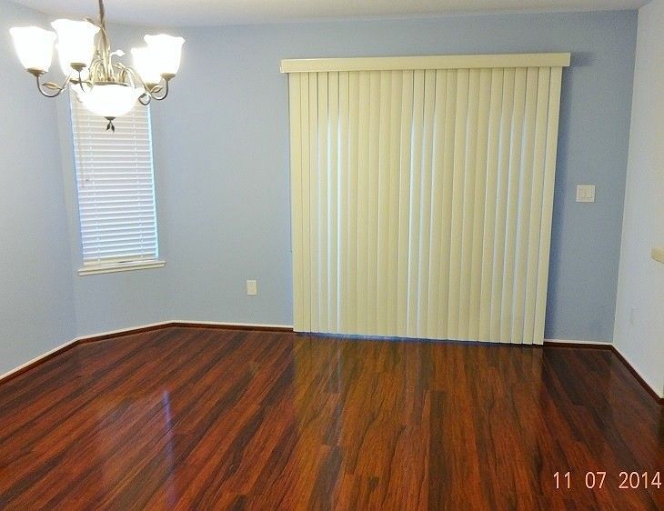 Building Photo - 8126 Briar Ridge Ln