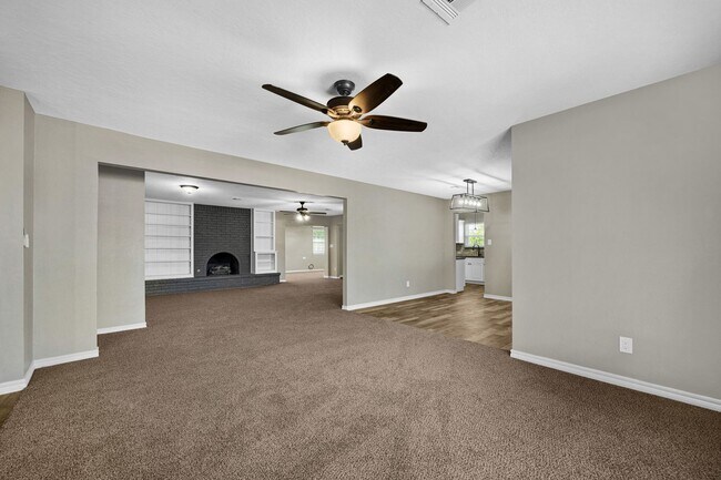 Building Photo - Remodeled