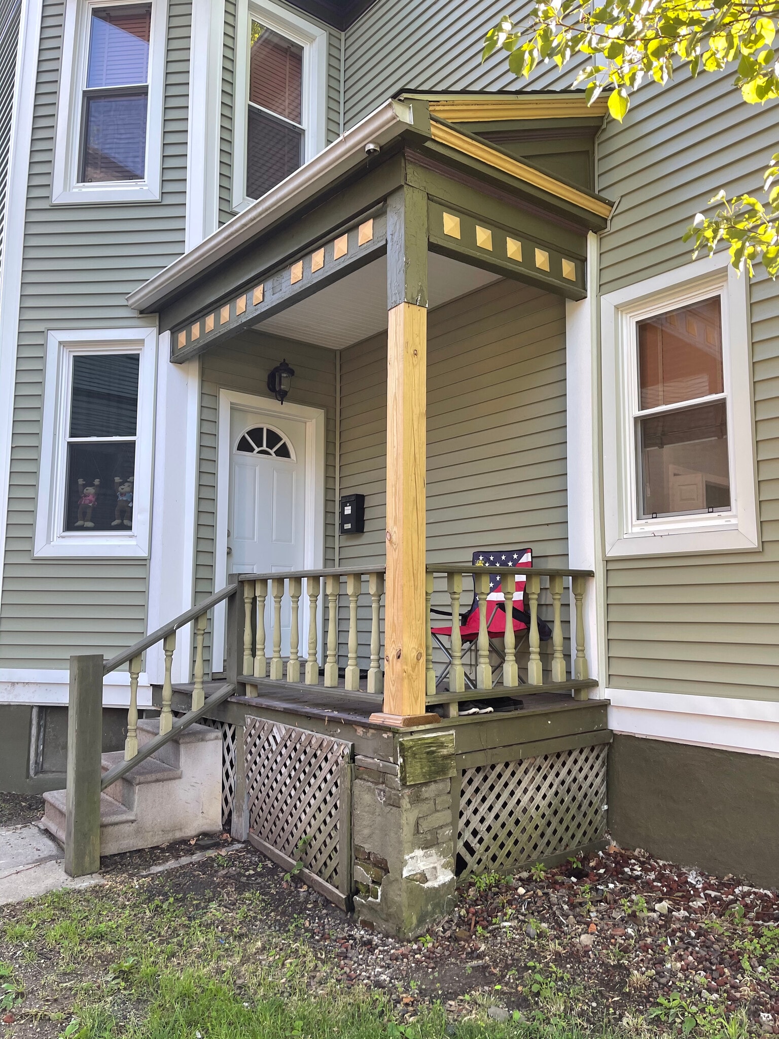 Building Photo - 507 E Mulberry St
