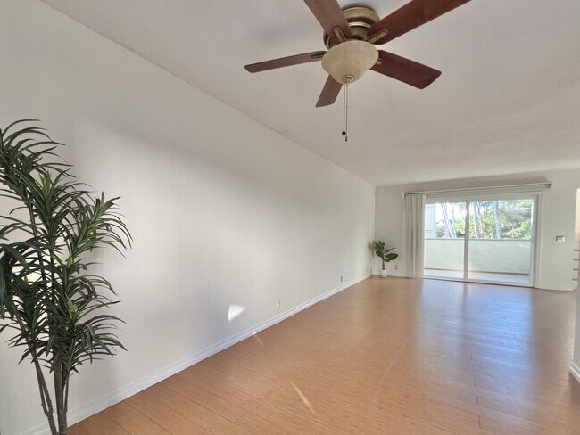 Building Photo - 6966 Park Mesa Way