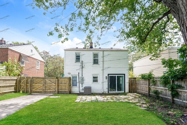 Building Photo - 20671 Priday Ave