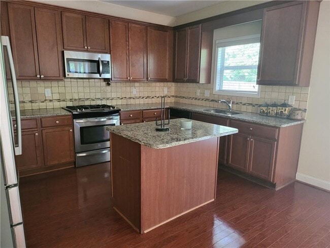 Building Photo - 1080 Colgan Ct