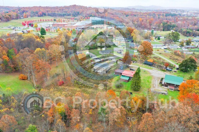 Building Photo - 97 Blakley Subdivision Rd