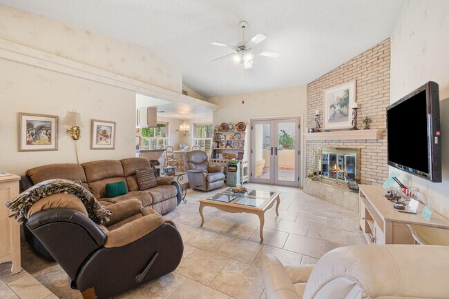Building Photo - 73657 Agave Ln