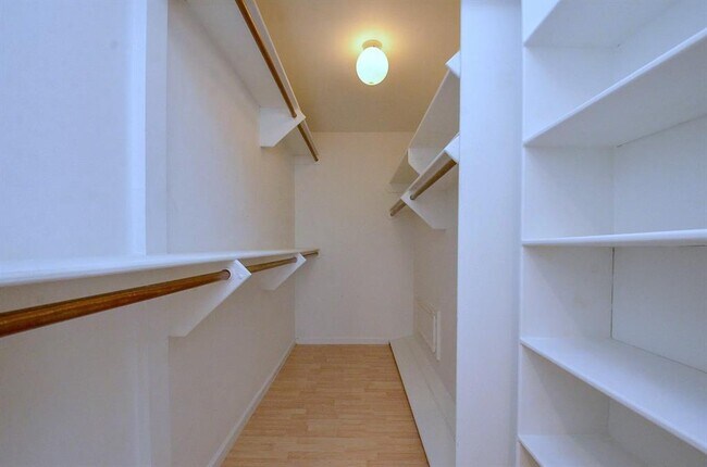 Building Photo - 12625 Memorial Dr