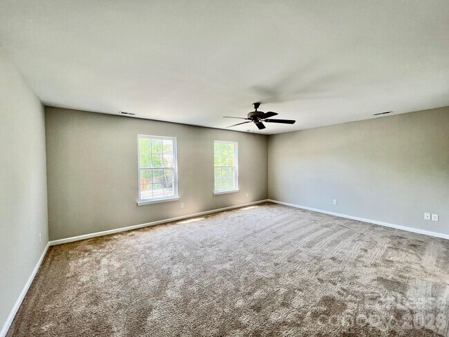 Building Photo - 10311 Dominion Village Dr