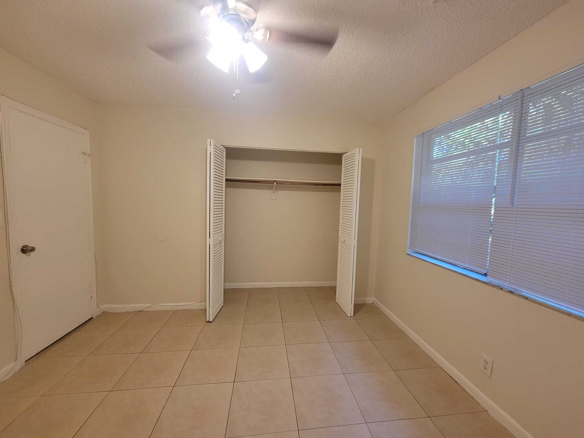 Building Photo - 2526 Taylor St