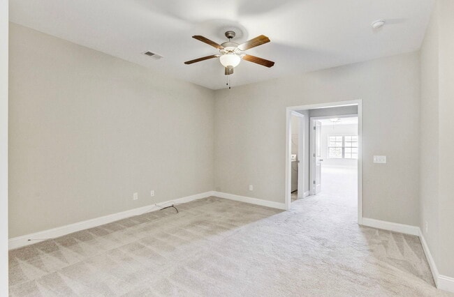 Building Photo - 2005 Kings Gate Ln