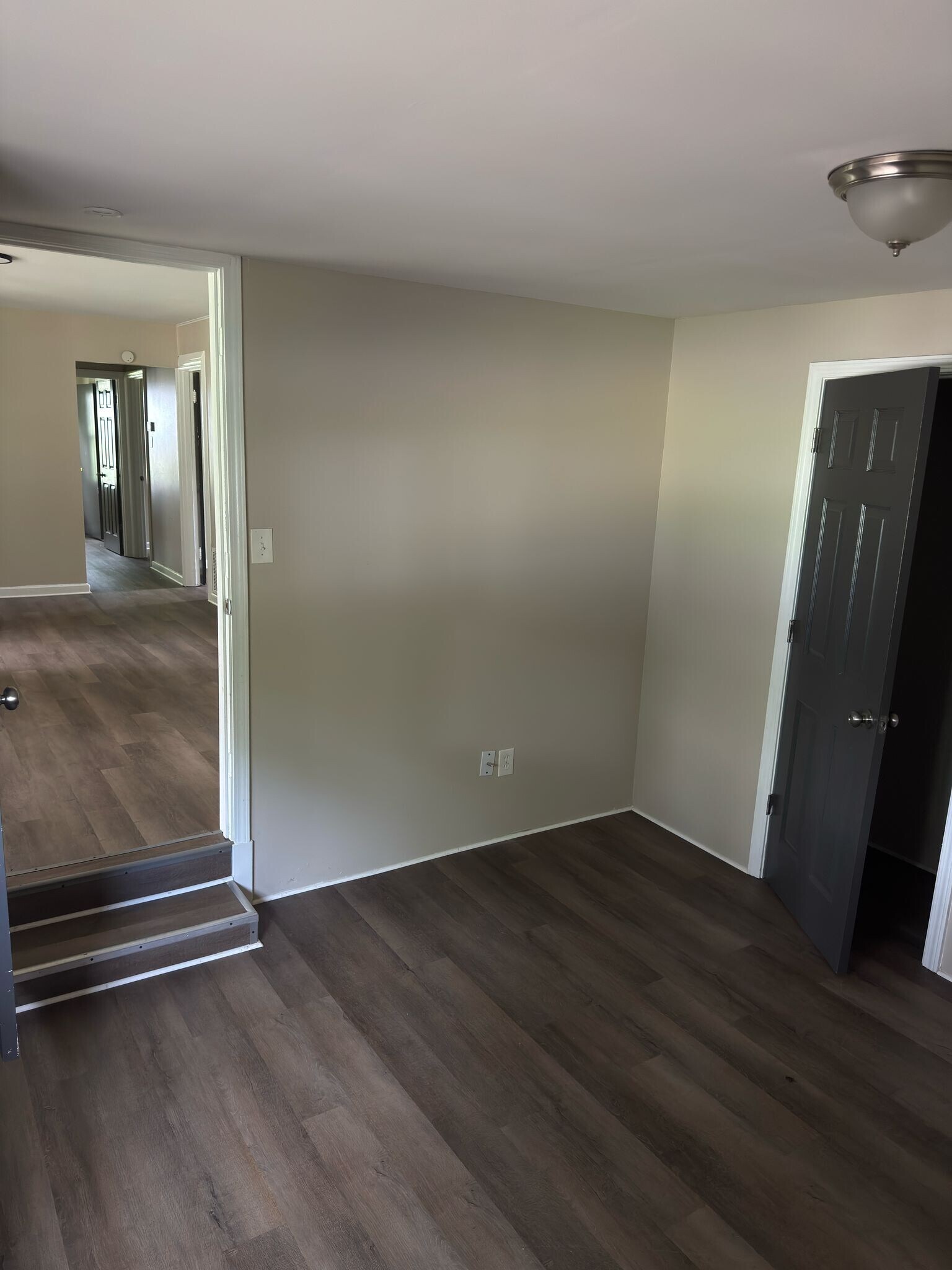 Building Photo - 235 Du Bourg Ln