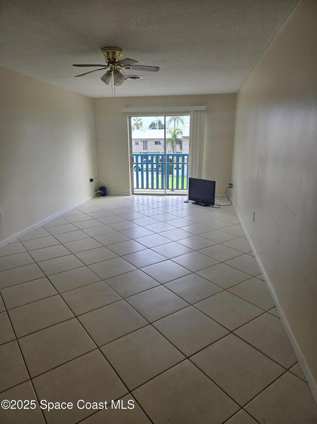 Primary Photo - 350 Fillmore Ave