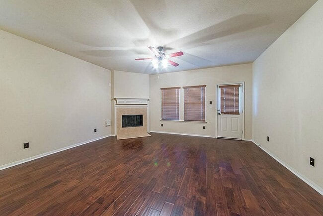 Building Photo - 28114 Helmsman Knolls Dr