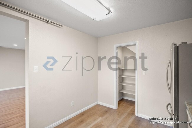 Building Photo - 69 Brookstone Ct