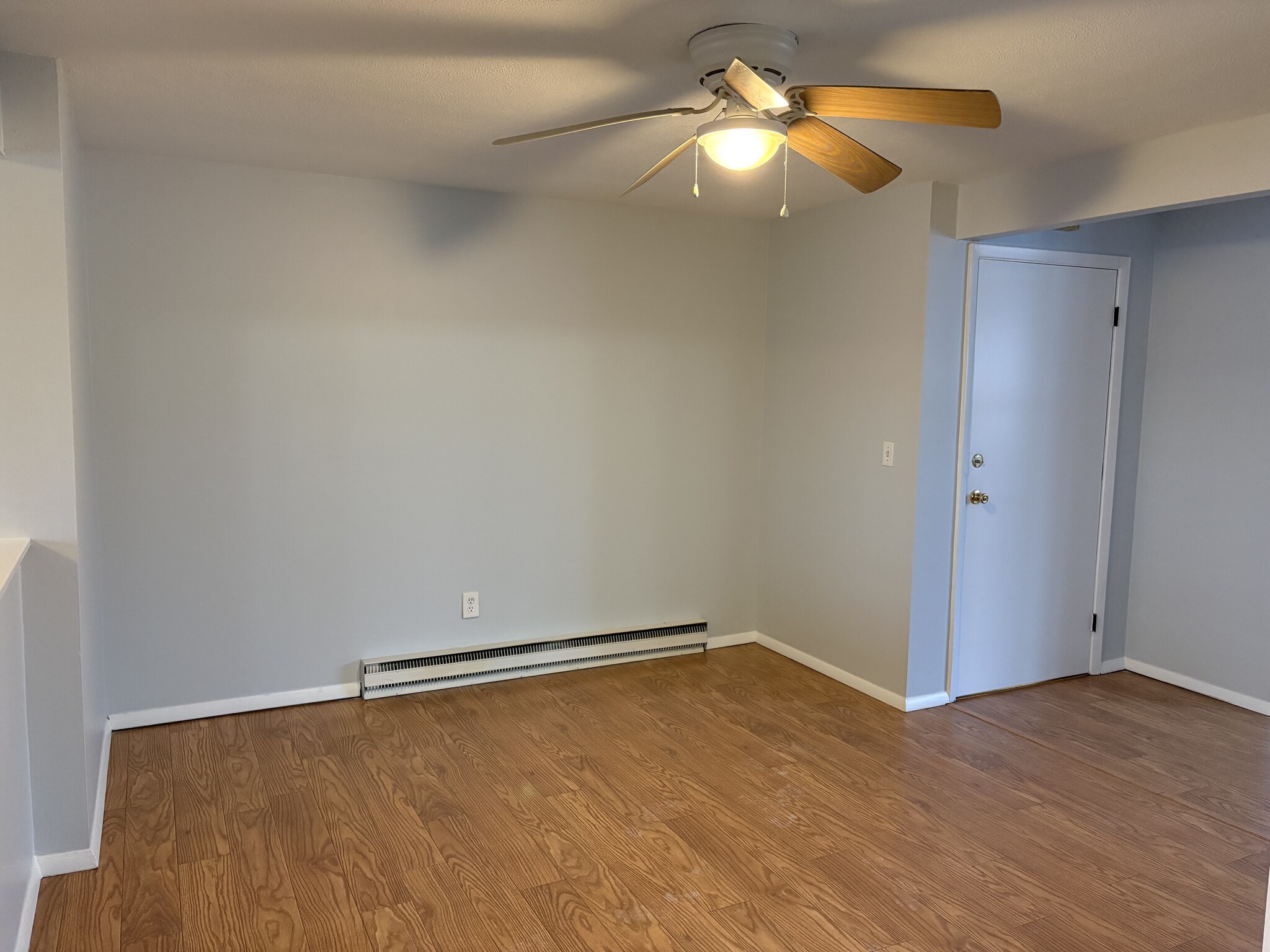 Dining Area - 53 Hiltbrand Rd