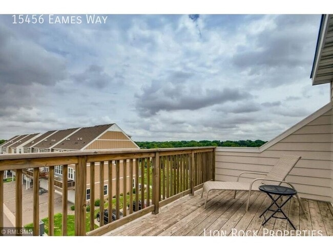 Building Photo - 15456 Eames Wy