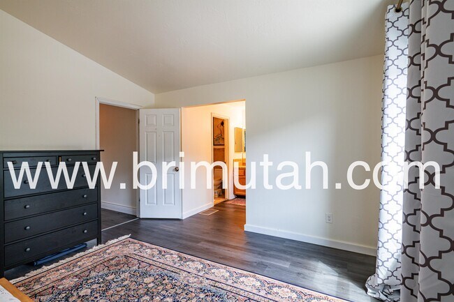Building Photo - 11412 Autumn Hill Dr