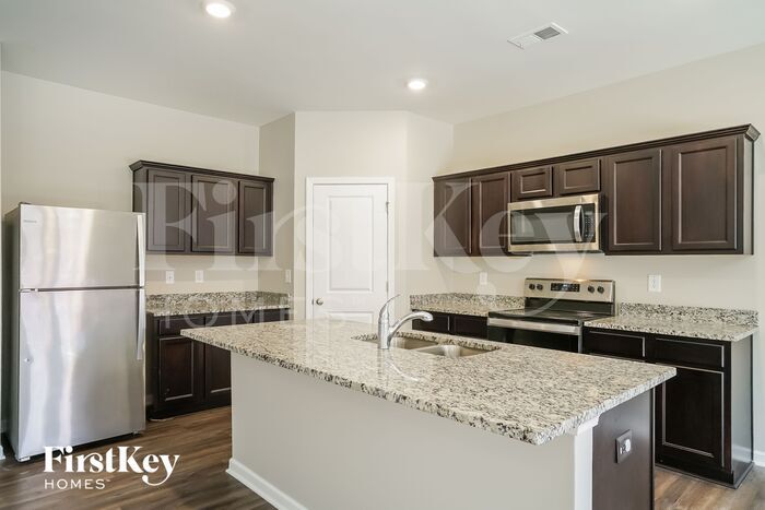 Building Photo - 56 Cottontail Ln