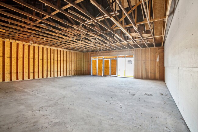 Building Photo - 13880 Hayne Blvd