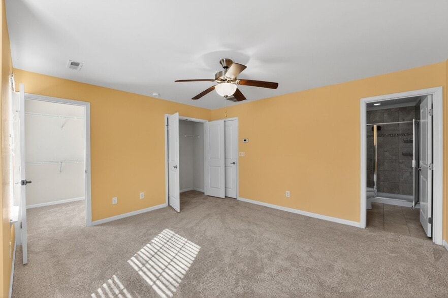 Building Photo - 6402 Terrace View Ct