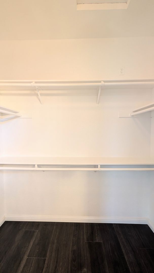 Building Photo - Very cute Single Story Single Family in Elk Grove