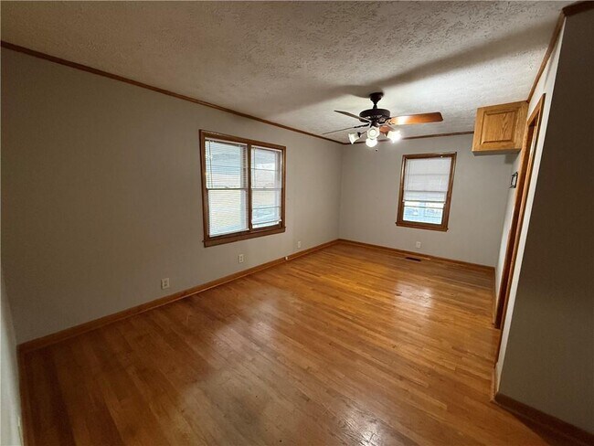 Building Photo - 7322 Hwy 53