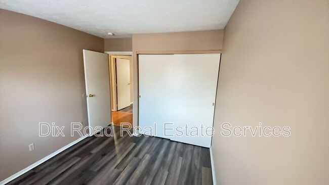 Building Photo - 425 Smalley Blvd