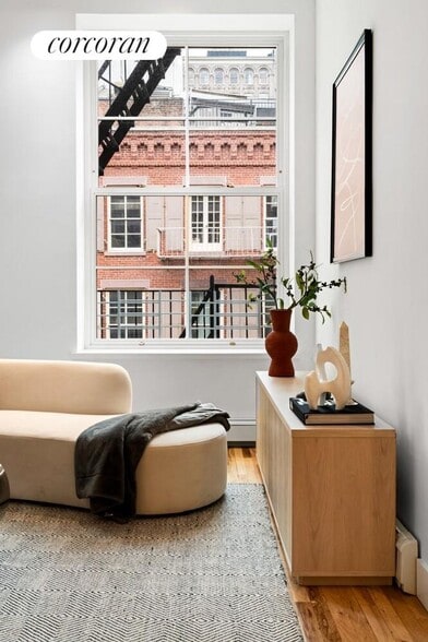 Building Photo - 153 Mercer St