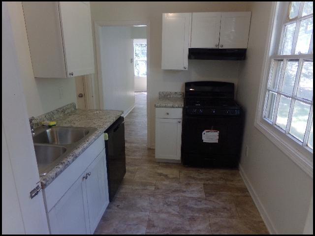 Building Photo - 2609 S Tyler St