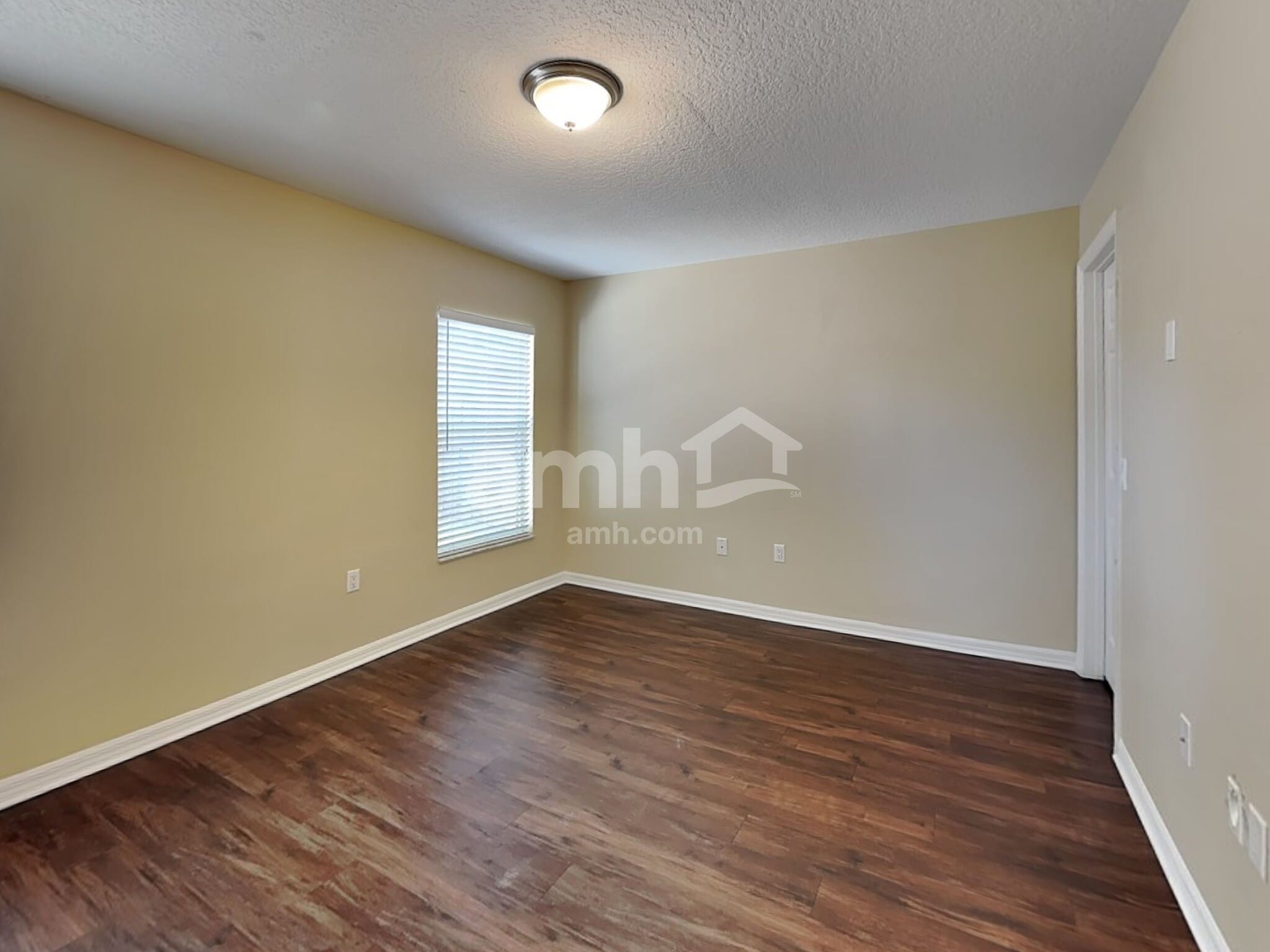Building Photo - 11912 Mango Groves Blvd