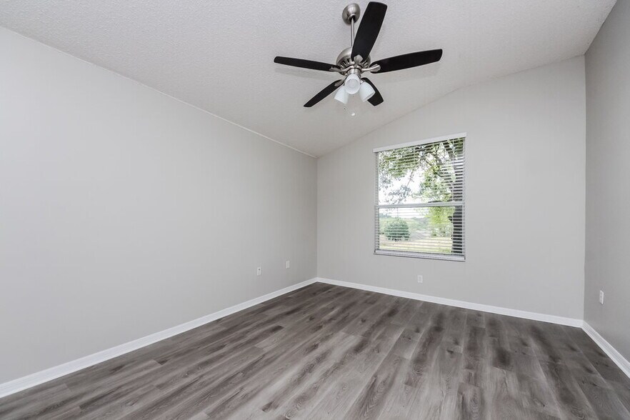 Building Photo - 30313 Pga Dr