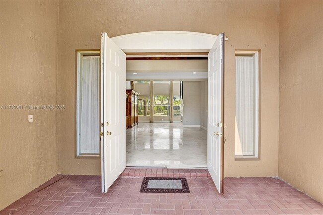 Building Photo - 7607 NW 127th Manor