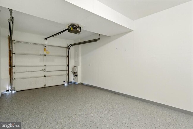 Building Photo - 12219 Fletchertown Rd