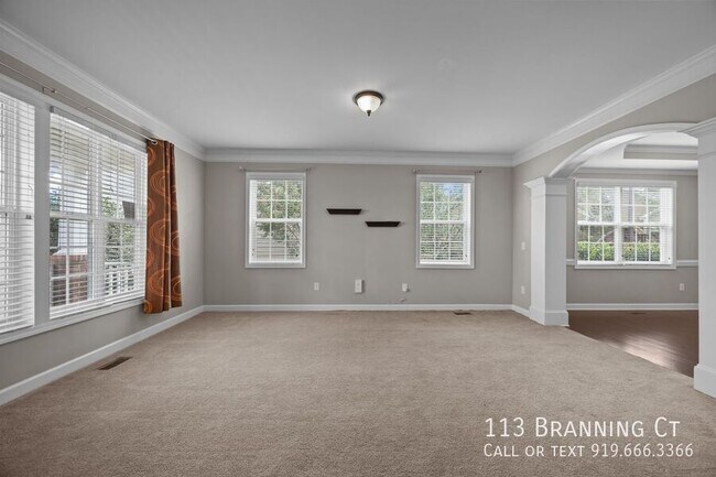 Building Photo - 113 Branning Ct