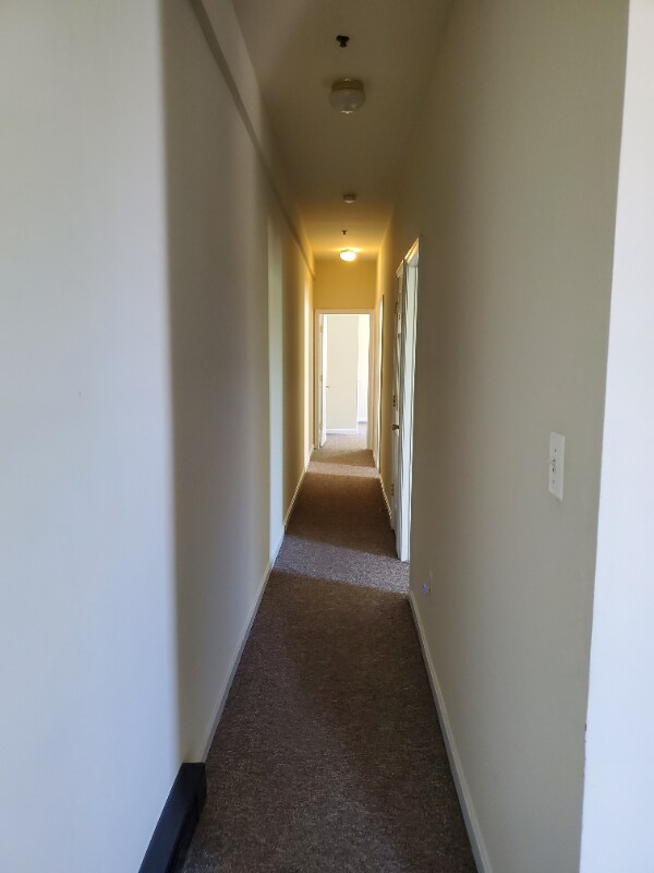 Building Photo - 132 Church St